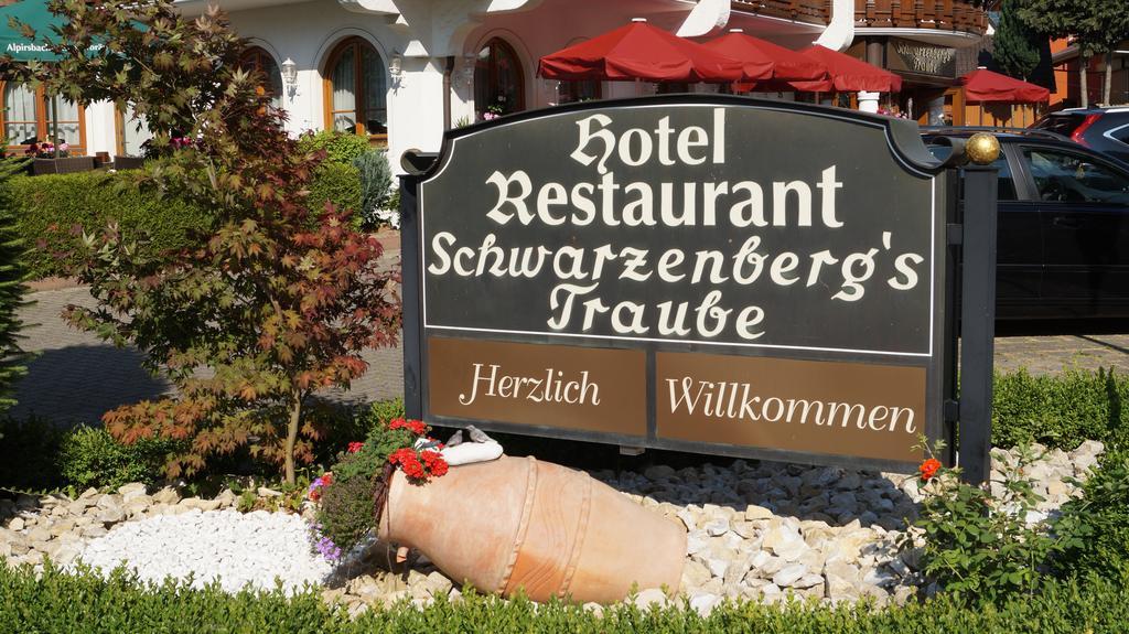 Hotel Schwarzenbergs Traube Glottertal Luaran gambar