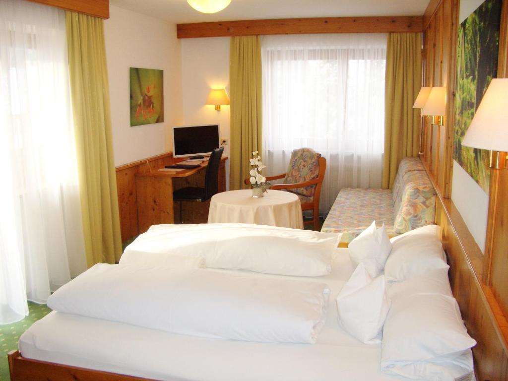 Hotel Schwarzenbergs Traube Glottertal Bilik gambar