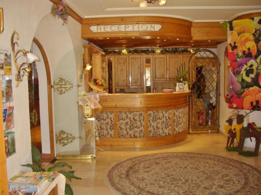 Hotel Schwarzenbergs Traube Glottertal Luaran gambar