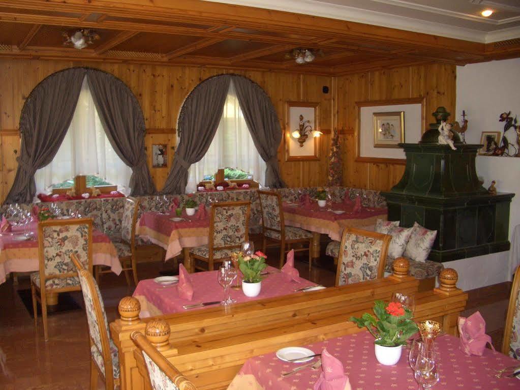 Hotel Schwarzenbergs Traube Glottertal Luaran gambar